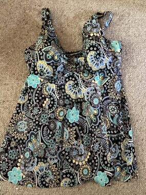 It Figures! Ladies Print Woman’s Bathing Suit 20W C Cup